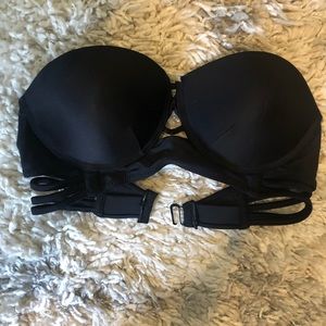 BLACK CAGED STRAPLESS BIKINI TOP • medium